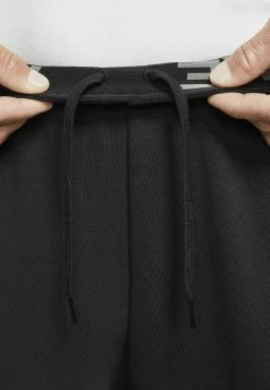 Nike Performance PANT TAPER - Tracksuit Bottoms - Black/white 11 Nike Performance PANT TAPER - Tracksuit Bottoms - Black/white -Nike Performance store 4ea48bb8b799400e8f7f3ab2d9e6dd1d