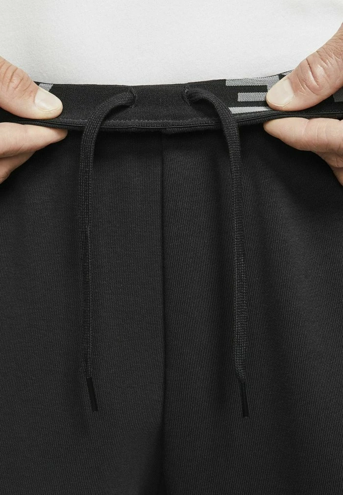 Nike Performance PANT TAPER - Tracksuit Bottoms - Black/white 6 Nike Performance PANT TAPER - Tracksuit Bottoms - Black/white - Image 6