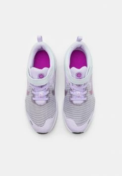Nike Performance DOWNSHIFTER 12 NN PSV UNISEX - Neutral Running Shoes - Violet Frost/metallic Silver/pure Platinum/vivid Purple -Nike Performance store 4ed17bfe0e064324bfebde7edbfa4419