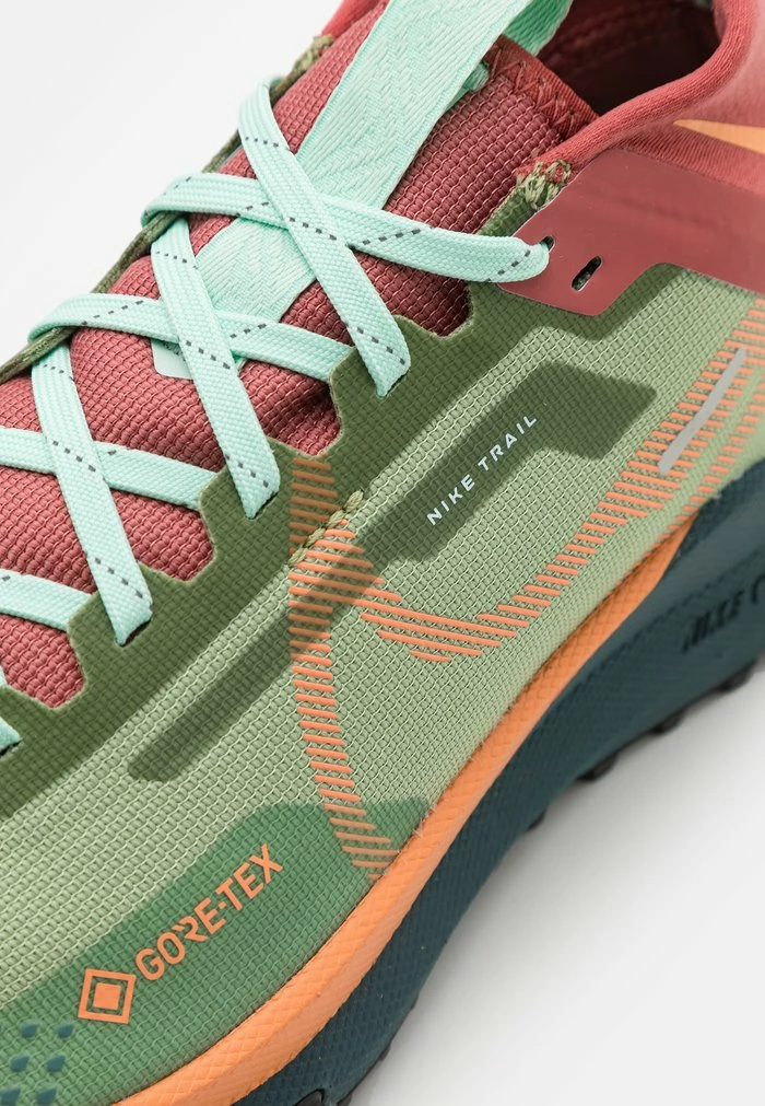 Nike Performance REACT PEGASUS TRAIL 4 GTX - Trail Running Shoes - Alligator/orange Trance/mint/canyon Rust/black 6 Nike Performance REACT PEGASUS TRAIL 4 GTX - Trail Running Shoes - Alligator/orange Trance/mint/canyon Rust/black - Image 6