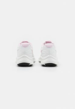 Nike Performance STAR RUNNER 3 SE - Neutral Running Shoes - Summit White/pink Gaze/pink Foam/black -Nike Performance store 511cf80020c64dbdb9bbe20789805e38