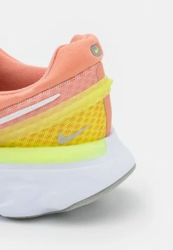 Nike Performance REACT MILER 3 - Neutral Running Shoes - Light Madder Root/white/atmosphere/volt/light Iron Ore/white 13 Nike Performance REACT MILER 3 - Neutral Running Shoes - Light Madder Root/white/atmosphere/volt/light Iron Ore/white -Nike Performance store 51a4eaa4680949f7b5e09523b9d41c8a