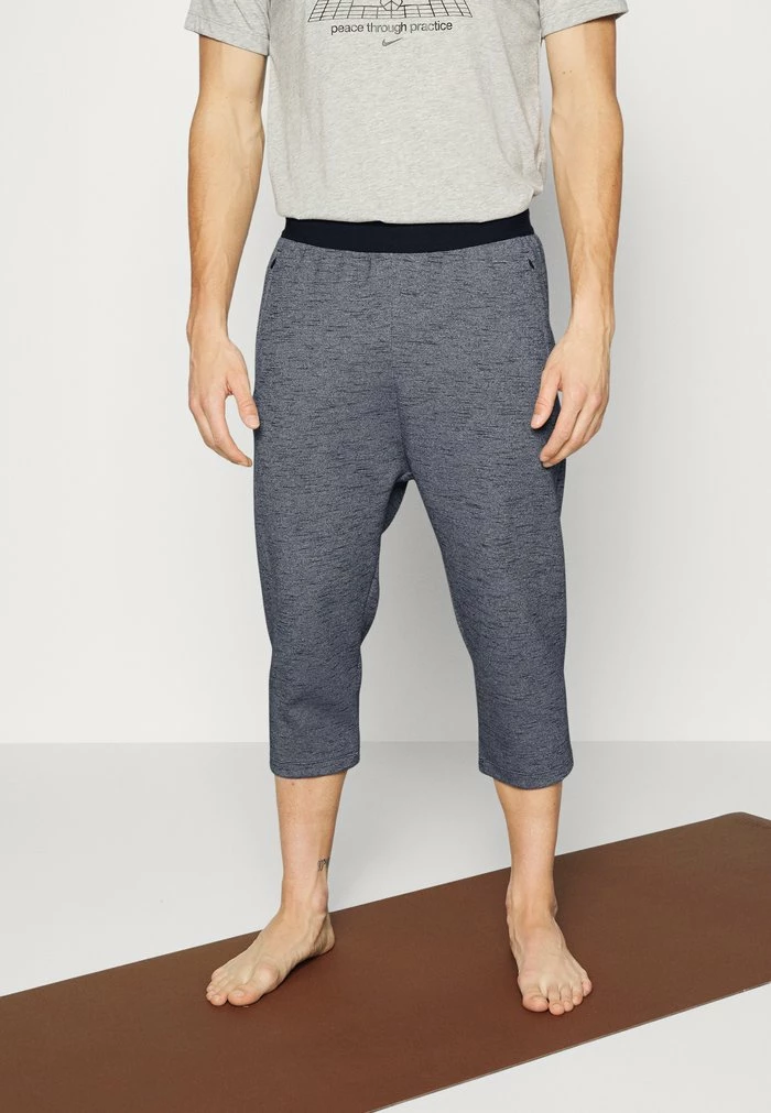 Nike Performance PANT EARTH DAY - Tracksuit Bottoms - Black/iron Grey 1 Nike Performance PANT EARTH DAY - Tracksuit Bottoms - Black/iron Grey