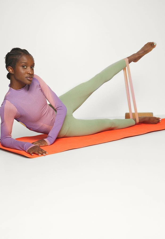 Nike Performance REVEAL - Long Sleeved Top - Lapis/apricot Agate 4 Nike Performance REVEAL - Long Sleeved Top - Lapis/apricot Agate - Image 4