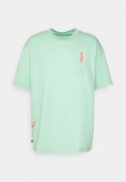 Nike Performance KEVIN DURANT TEE - Sports T-shirt - Mint Foam -Nike Performance store 58a22e1c6be0453498e0d26e7801f10b