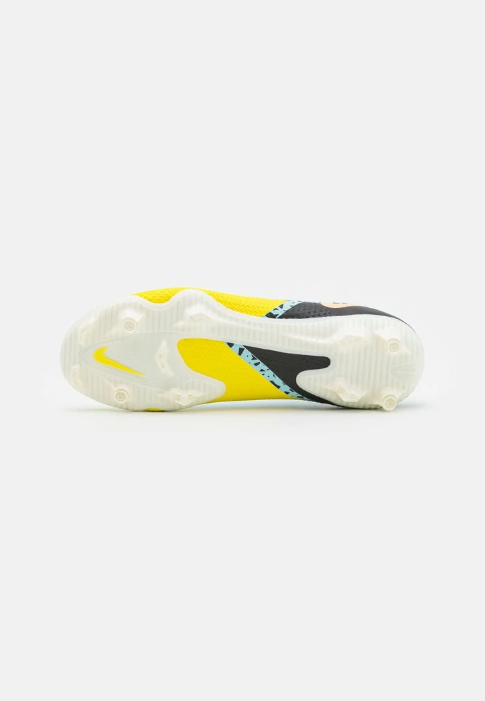 Nike Performance PHANTOM GT2 PRO DYNAMIC FIT FG - Moulded Stud Football Boots - Glacier Ice Black/yellow Strike 5 Nike Performance PHANTOM GT2 PRO DYNAMIC FIT FG - Moulded Stud Football Boots - Glacier Ice Black/yellow Strike - Image 5