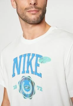 Nike Performance TEE - Sports T-shirt - White -Nike Performance store 5e86a2d720764f9384ab78ae57b2a2fa