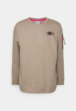 Nike Performance CREW DYE - Sweatshirt - Olive Grey Heather/hyper Pink -Nike Performance store 6033db5912c04ccca54e39fc0ece7357