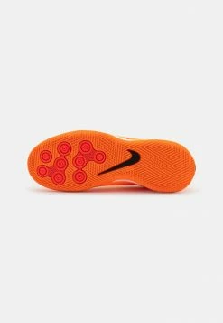 Nike Performance JR. PHANTOM GT2 ACADEMY DYNAMIC FIT IC UNISEX - Indoor Football Boots - Laser Orange/black/total Orange -Nike Performance store 650540634c8c4ca68966f3228c022101