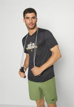 Nike Performance FLEX VENT SHORT - Sports Shorts - Alligator/(black) -Nike Performance store 6532386f437e4d418af210a0945fa154