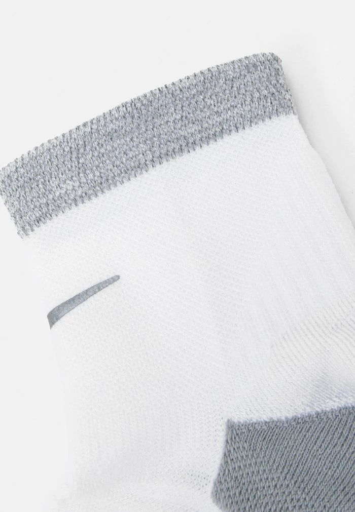Nike Performance SPARK CUSH ANKLE UNISEX - Sports Socks - White/reflective 2 Nike Performance SPARK CUSH ANKLE UNISEX - Sports Socks - White/reflective - Image 2