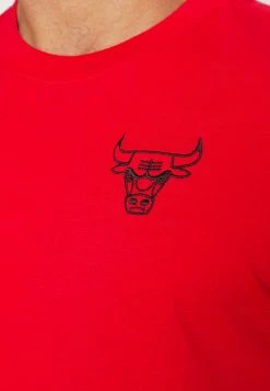 Nike Performance NBA CHICAGO BULLS ESSENTIAL LOGO TEE - Basic T-shirt - University Red -Nike Performance store 65de56012e9a4987815f7c98f0951509