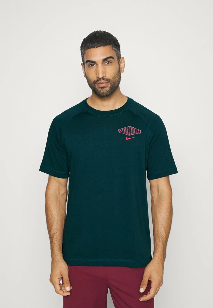 Nike Performance LIVERPOOL FC TRAVEL - Club Wear - Atomic Teal 1 Nike Performance LIVERPOOL FC TRAVEL - Club Wear - Atomic Teal