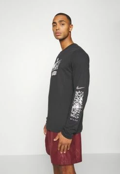 Nike Performance TEE WILD CLASH - Long Sleeved Top - Black -Nike Performance store 6bca728ad12d4ff5b83dfe205e7a6d4c