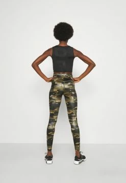 Nike Performance ONE CAMO - Leggings - Medium Olive/white -Nike Performance store 6cf2257b20e848a0b1e3cacbc68dfbfd
