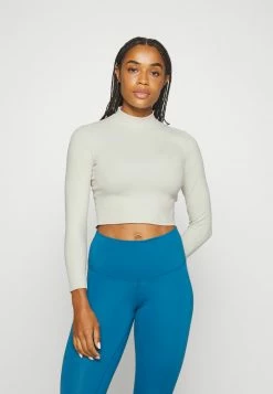 Nike Performance LUXE CROP - Long Sleeved Top - Light Orewood