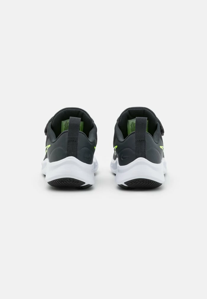 Nike Performance STAR RUNNER 3 UNISEX - Neutral Running Shoes - Dark Smoke Grey/black/volt 3 Nike Performance STAR RUNNER 3 UNISEX - Neutral Running Shoes - Dark Smoke Grey/black/volt - Image 3
