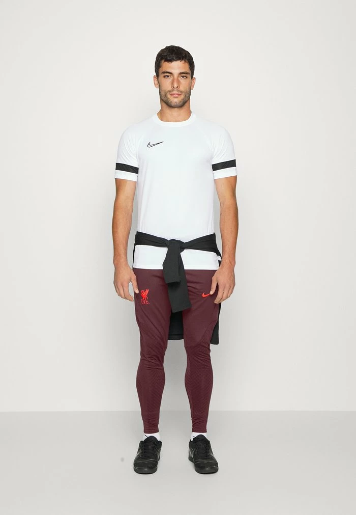 Nike Performance LIVERPOOL FC STRIKE PANT - Club Wear - Burgundy Crush/siren Red 2 Nike Performance LIVERPOOL FC STRIKE PANT - Club Wear - Burgundy Crush/siren Red - Image 2