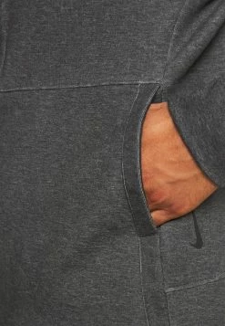 Nike Performance CREW RESTORE - Sweatshirt - Black -Nike Performance store 735fd633be244c3faba3ecacb2a4f404