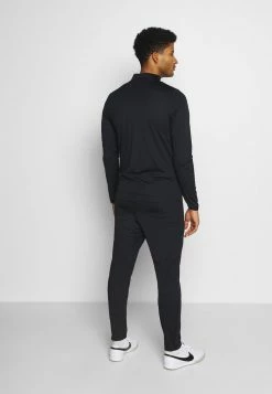 Nike Performance SUIT - Tracksuit - Black/black/black -Nike Performance store 7414ef3c0b014b83b8952bdde74d5d27