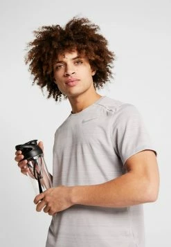 Nike Performance HYPERCHARGE SHAKER BOTTLE - Drink Bottle - Clear/black -Nike Performance store 75141dc1f0c34c779a8f3ed8e995dc6e