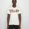 Nike Performance TOP - Sports T-shirt - Sail/bright Mango
