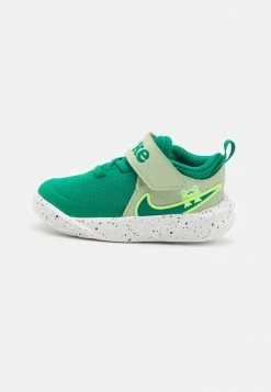 Nike Performance TEAM HUSTLE D 10 LIL UNISEX - Training Shoe - Malachite/honeydew/ghost Green
