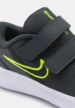 Nike Performance STAR RUNNER 3 UNISEX - Neutral Running Shoes - Dark Smoke Grey/black -Nike Performance store 7620fd5d3a7647d48965c00487720dce