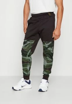 Nike Performance PANT TAPER CAMO - Tracksuit Bottoms - Velvet Brown/coconut Milk
