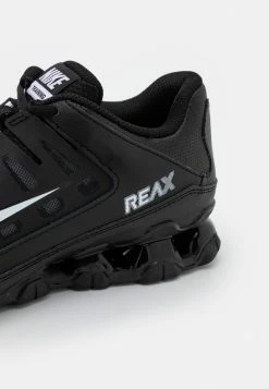 Nike Performance REAX 8 TR - Training Shoe - Black/white -Nike Performance store 7716565a8bde46b89c98cbf17318bbc1