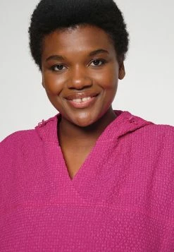 Nike Performance PLUS - Running Jacket - Active Pink -Nike Performance store 7825b1f2b4984ad3bd553e054e72381b