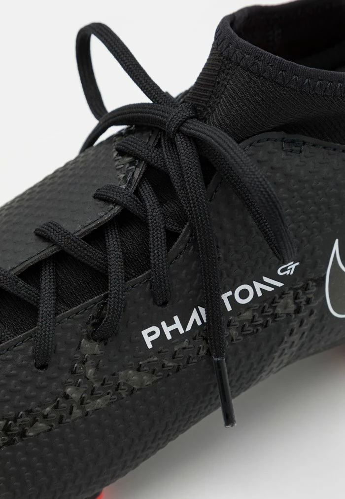 Nike Performance PHANTOM GT2 ACADEMY DYNAMIC FIT FG/MG - Moulded Stud Football Boots - Black/dark Smoke Grey/summit White 6 Nike Performance PHANTOM GT2 ACADEMY DYNAMIC FIT FG/MG - Moulded Stud Football Boots - Black/dark Smoke Grey/summit White - Image 6