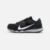 Nike Performance JUNIPER TRAIL - Trail Running Shoes - Black/white/dark Smoke Grey/grey Fog