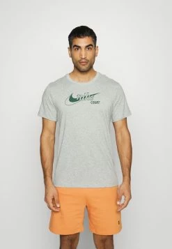 Nike Performance TEE TENNIS - Print T-shirt - Dark Grey Heather/pro Green