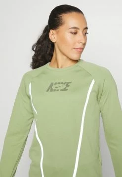 Nike Performance Sports T-shirt - Alligator/medium Olive -Nike Performance store 79462003b4b14925a981c06e728272c0