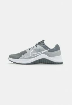 Nike Performance MC TRAINER 2 - Training Shoe - Light Smoke Grey/white/smoke Grey