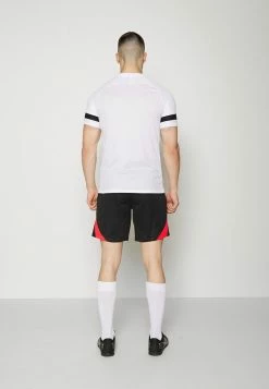 Nike Performance LIVERPOOL FC STRIKESHORT - Sports Shorts - Black/siren Red -Nike Performance store 7acd03d822d04ac08c4e0f12950330c7