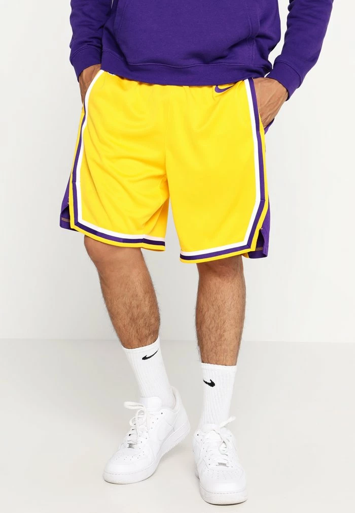 Nike Performance LA LAKERS NBA SWINGMAN SHORT - Sports Shorts - Amarillo/field Purple/white 1 Nike Performance LA LAKERS NBA SWINGMAN SHORT - Sports Shorts - Amarillo/field Purple/white