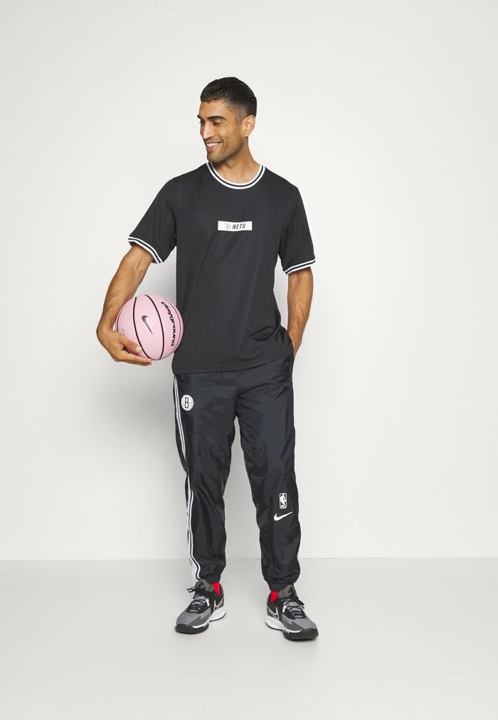 Nike Performance NBA BROOKLYN NETS TRACKSUIT PANT - Club Wear - Black/white 2 Nike Performance NBA BROOKLYN NETS TRACKSUIT PANT - Club Wear - Black/white - Image 2