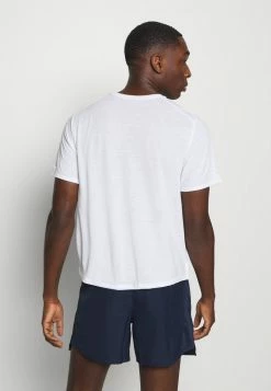 Nike Performance MILER - Sports T-shirt - White/silver 7 Nike Performance MILER - Sports T-shirt - White/silver -Nike Performance store 7de4cfa8683a418886bc0ed6af80c058