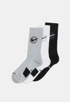Nike Performance BASKETBALL SOCKS 3 PACK - Sports Socks - Black/white/grey