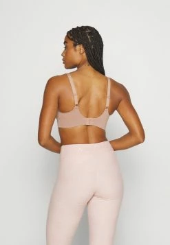 Nike Performance ALATE COVERAGE BRA - Light Support Sports Bra - Desert Dust/red Bark -Nike Performance store 84d52c09ab8644719c1cffc8e3686c14