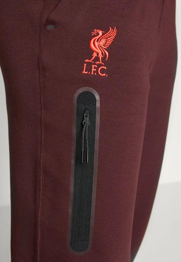 Nike Performance LIVERPOOL FC PANT - Club Wear - Burgundy Crush/siren Red 4 Nike Performance LIVERPOOL FC PANT - Club Wear - Burgundy Crush/siren Red - Image 4