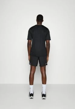 Nike Performance STRIDE - Sports Shorts - Black/reflective Silver -Nike Performance store 8597e8423ff64191b5b7ba7913a5e8a8