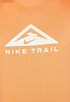 Nike Performance TEE TRAIL - Sports T-shirt - Orange Trance -Nike Performance store 86b417d4a67b4b759d429c277ac0fdfa