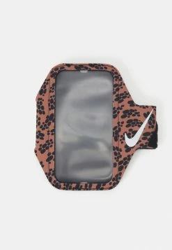 Nike Performance LEAN ARM BAND - Other Accessories - Mineral Clay/black/silver