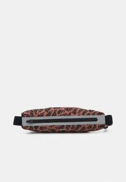 Nike Performance SLIM WAIST PACK 3.0 UNISEX - Bum Bag - Mineral Clay/black/silver