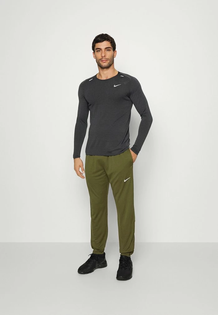 Nike Performance PANT - Tracksuit Bottoms - Rough Green/reflective Silver 2 Nike Performance PANT - Tracksuit Bottoms - Rough Green/reflective Silver - Image 2