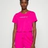 Nike Performance ONE CROP - Sports T-shirt - Active Pink