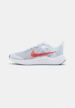 Nike Performance DOWNSHIFTER 12 - Neutral Running Shoes - Football Grey/bright Crimson/concord/white/light Thistle/black